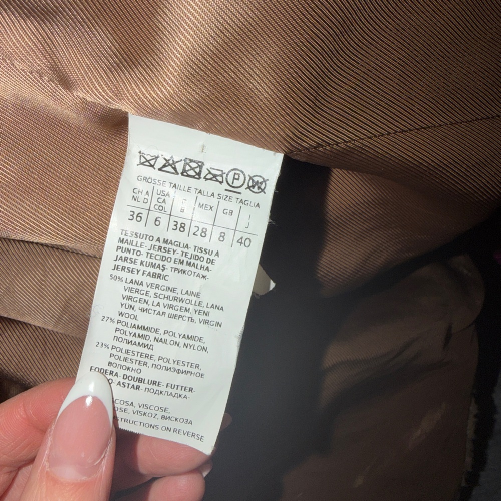 Maxmara Weekend Tan Jacket - image 4